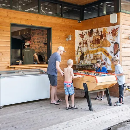 Huttopia Kemping Versailles