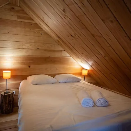 Huttopia Camping 3*