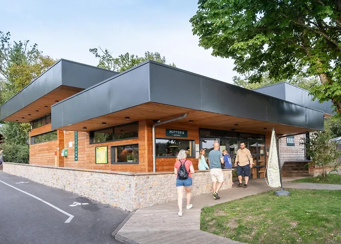 Huttopia Camping Versalles